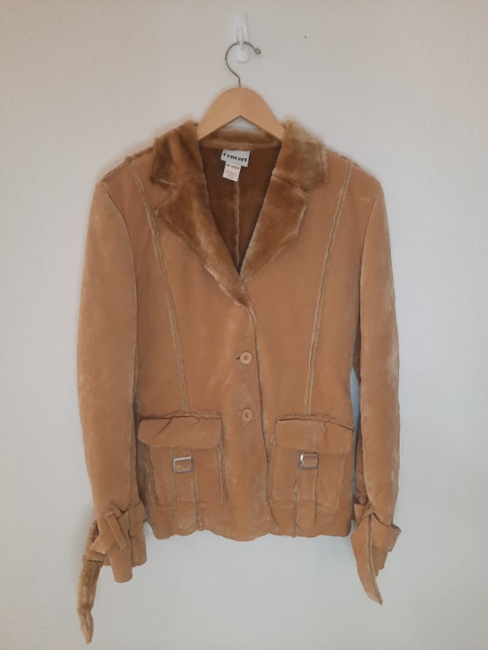 Concert Honey Beige Button Up Pocket Detail Warm Jacket Medium New!